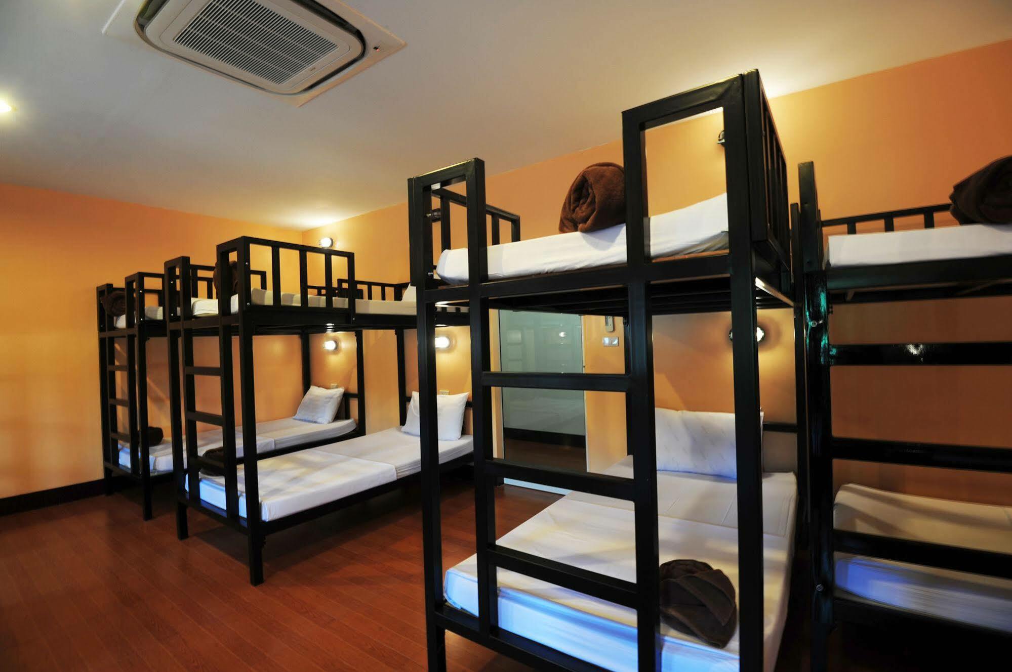 Twin Palms Hostel Phi Phi Buitenkant foto